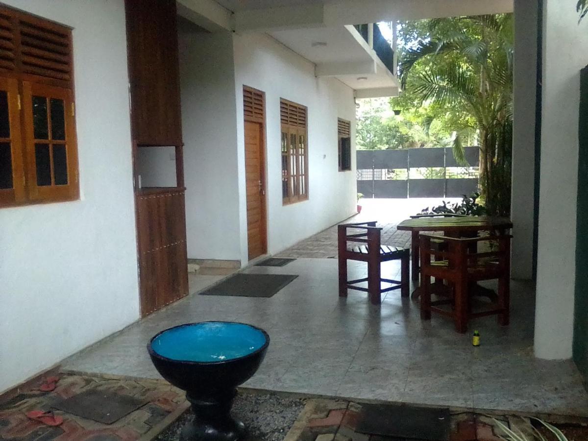 Black Panther Yala Tissamaharama Exterior photo