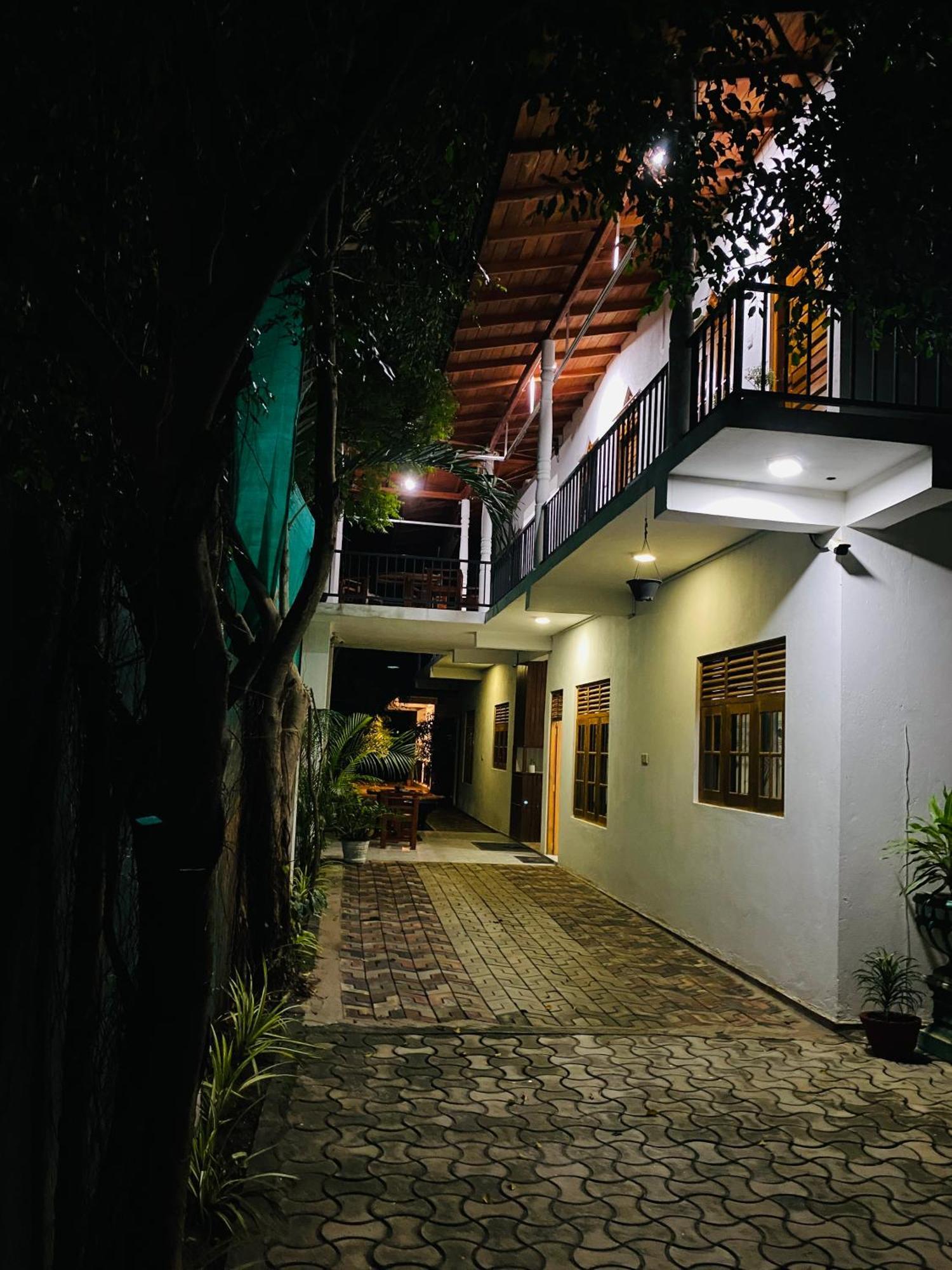 Black Panther Yala Tissamaharama Exterior photo