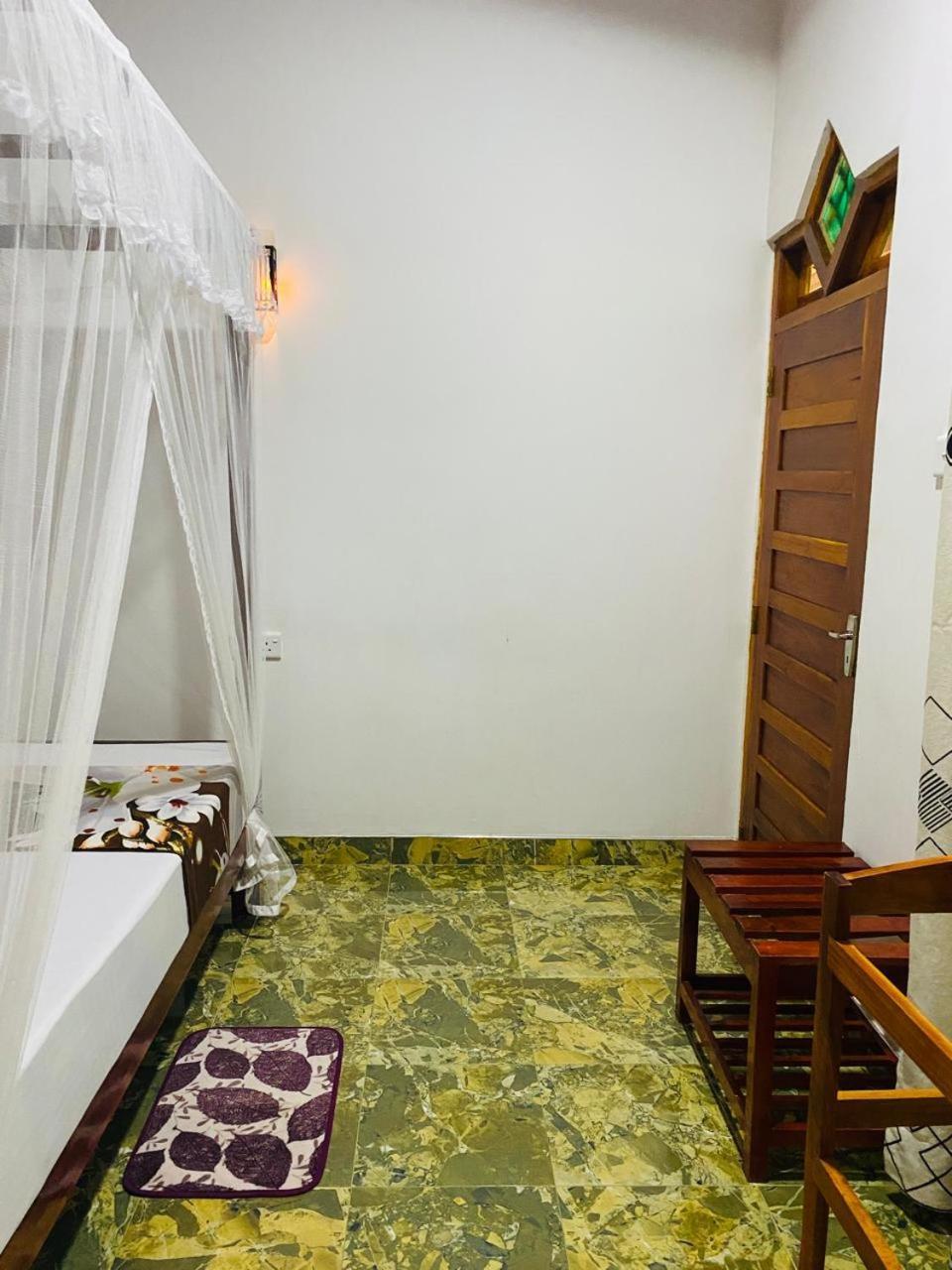 Black Panther Yala Tissamaharama Exterior photo